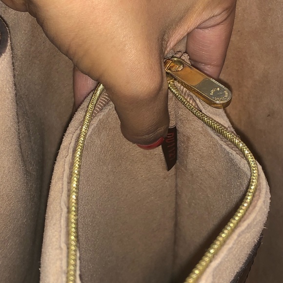 Kensington Louis Vuitton - Picture 7 of 8